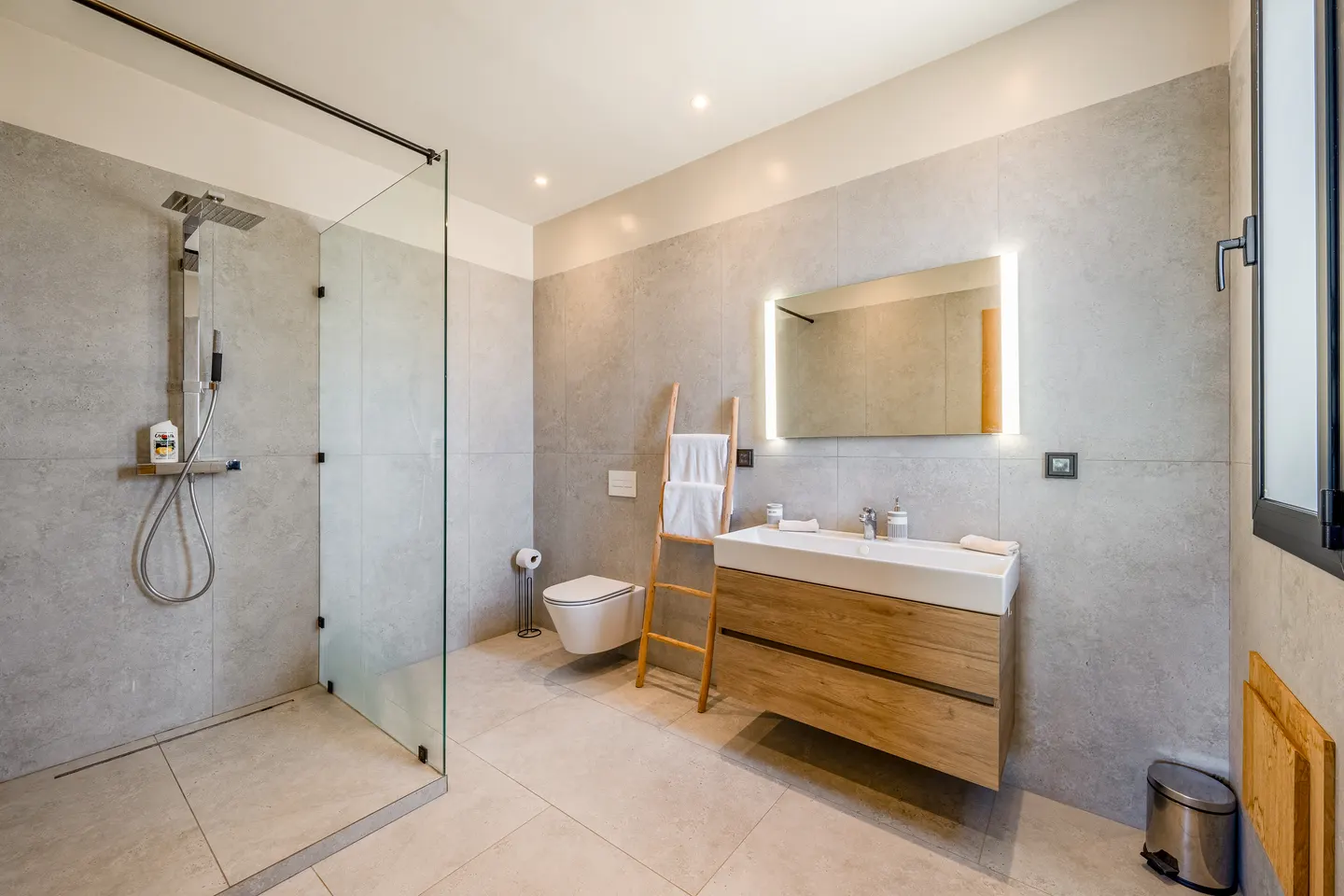 En-suite bathroom: walk-in shower and double basin
