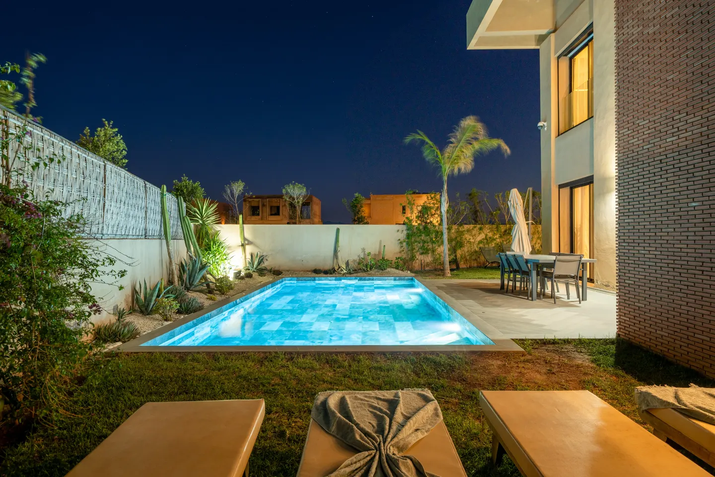 Villa Safira Marrakech — pool and terrace