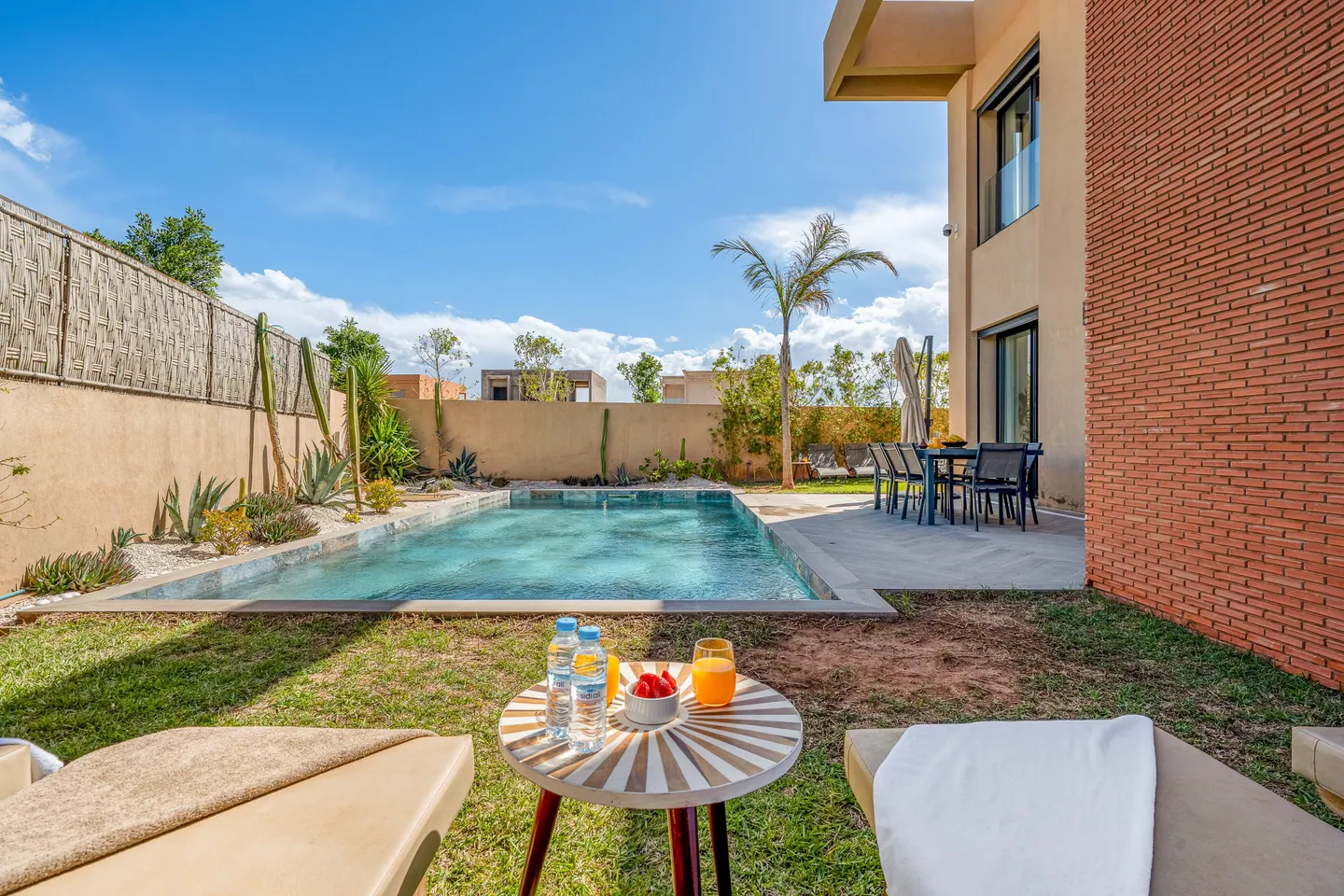 Villa Safira Marrakech — lounge seating